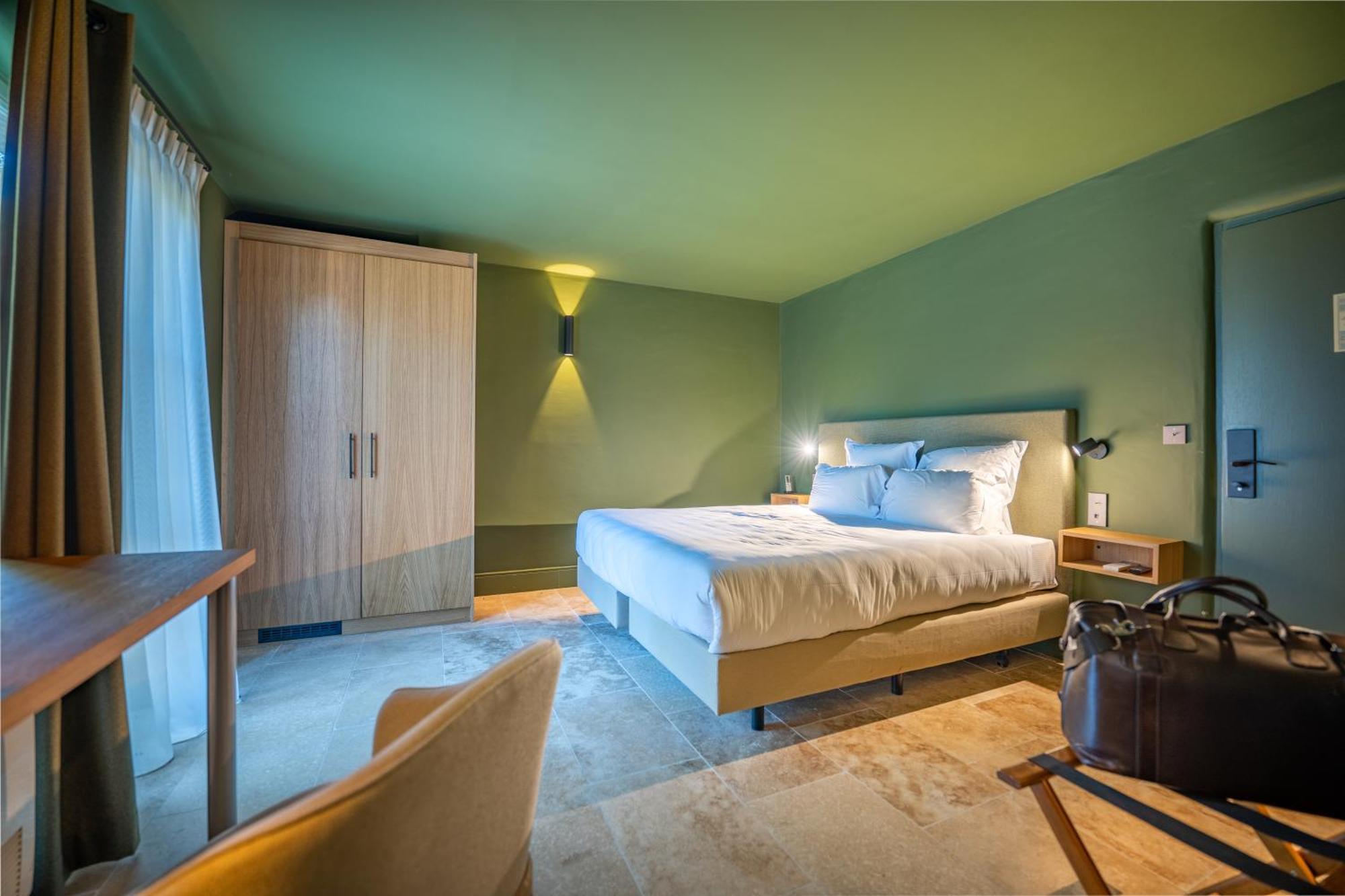 La Bastide D'eygalieres Hotel 4*